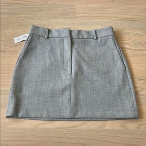 Aritzia Classic Chisel Gray Skirt NWT